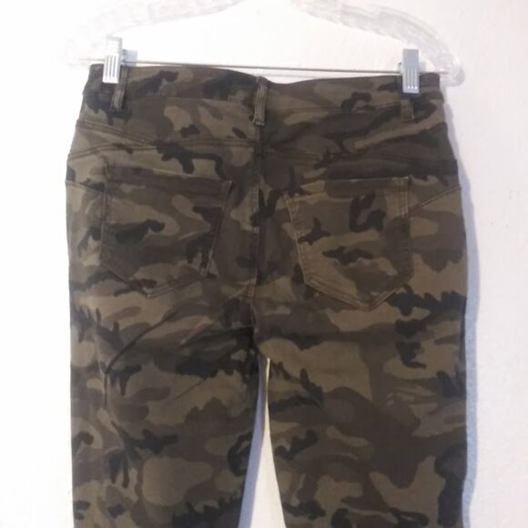 Joe Boxer women's size 7 camo skinny pants - Picture 5 of 13